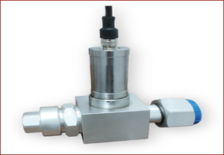 SF6΢ˮ�ܶ����߼��ϵͳ